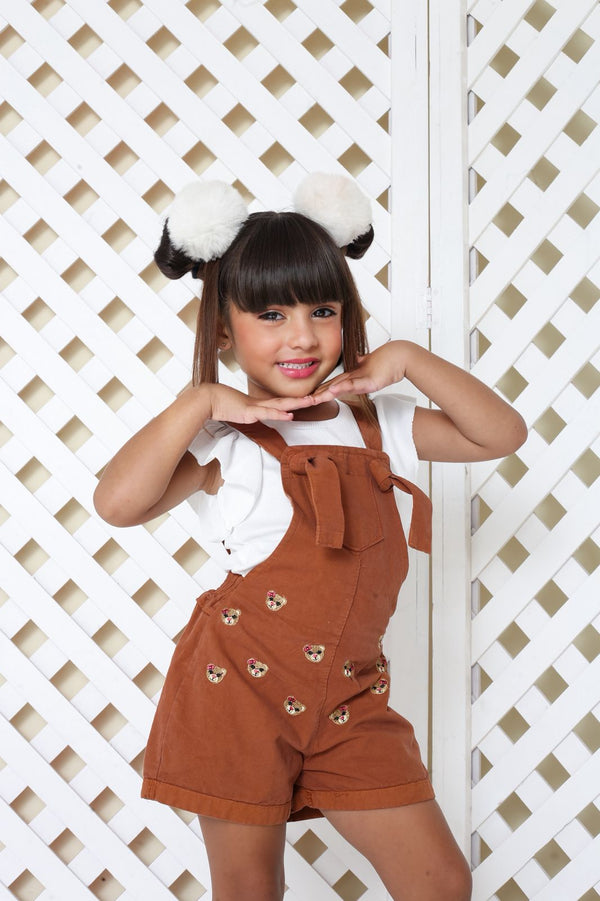 Jardineira infantil menina em sarja com blusa